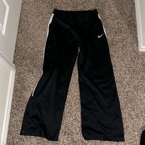 Black Nike Sweatpants Medium